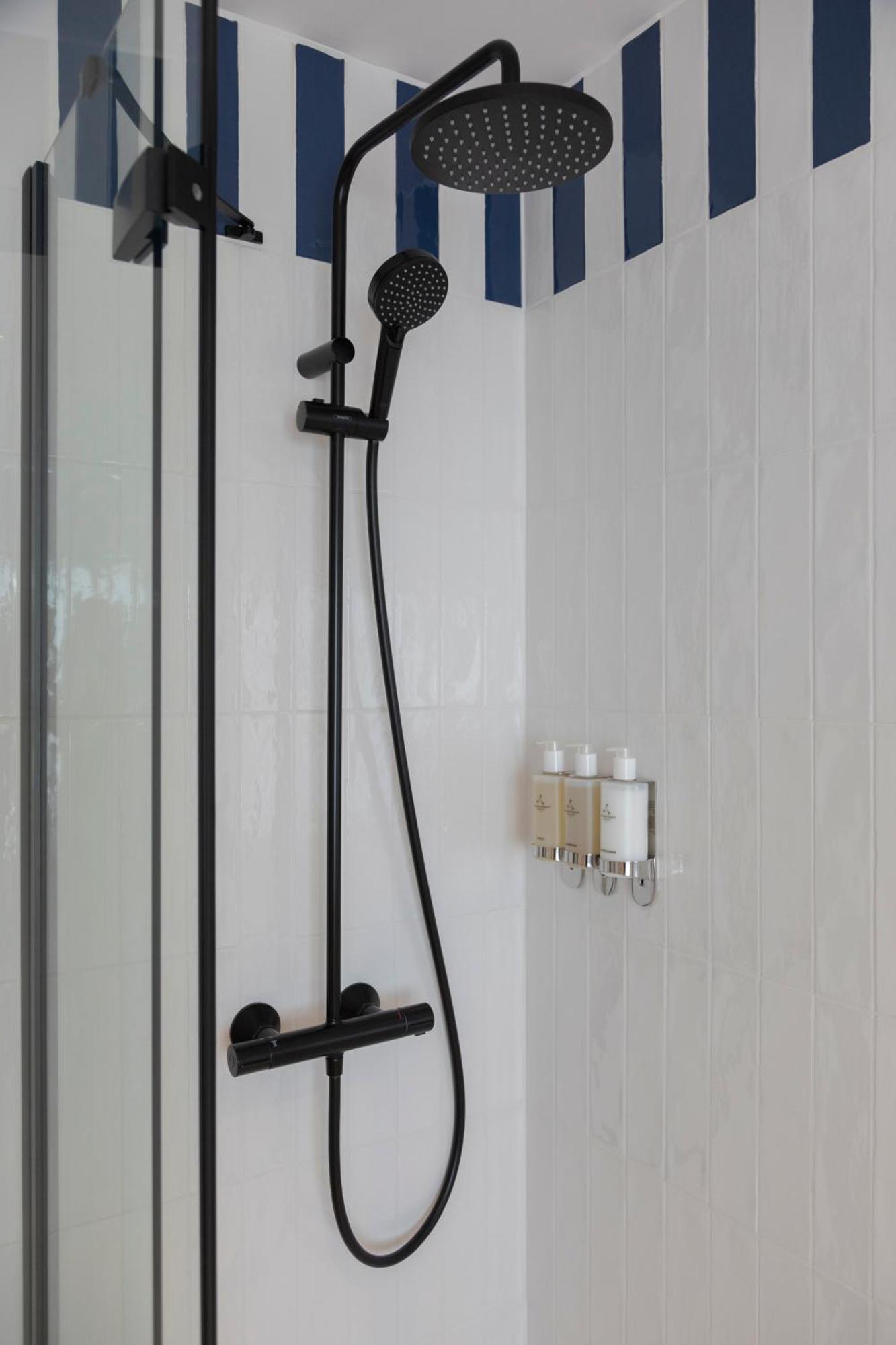 The Relais Cooden Beach And Spa Bexhill-on-Sea Eksteriør bilde