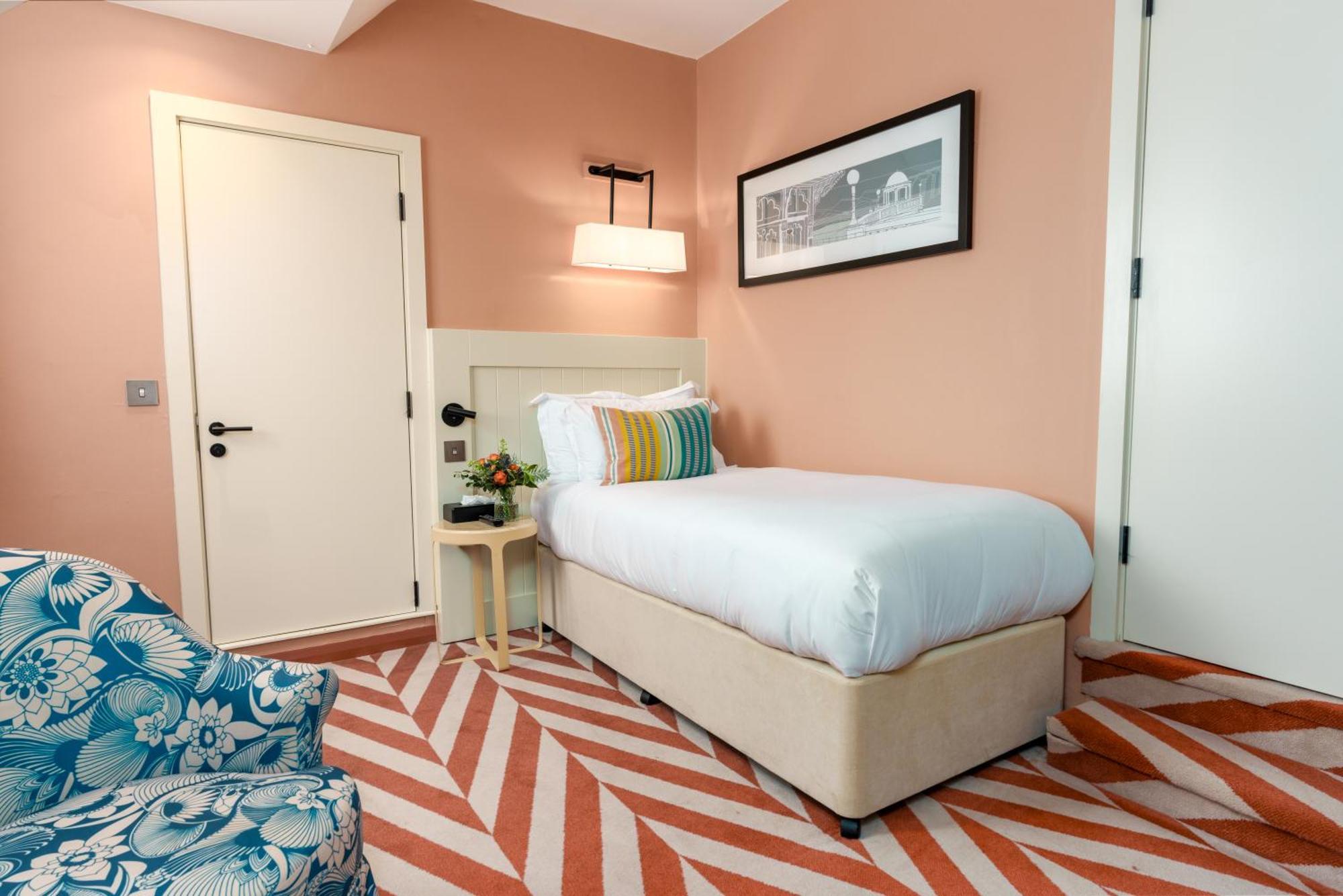 The Relais Cooden Beach And Spa Bexhill-on-Sea Eksteriør bilde